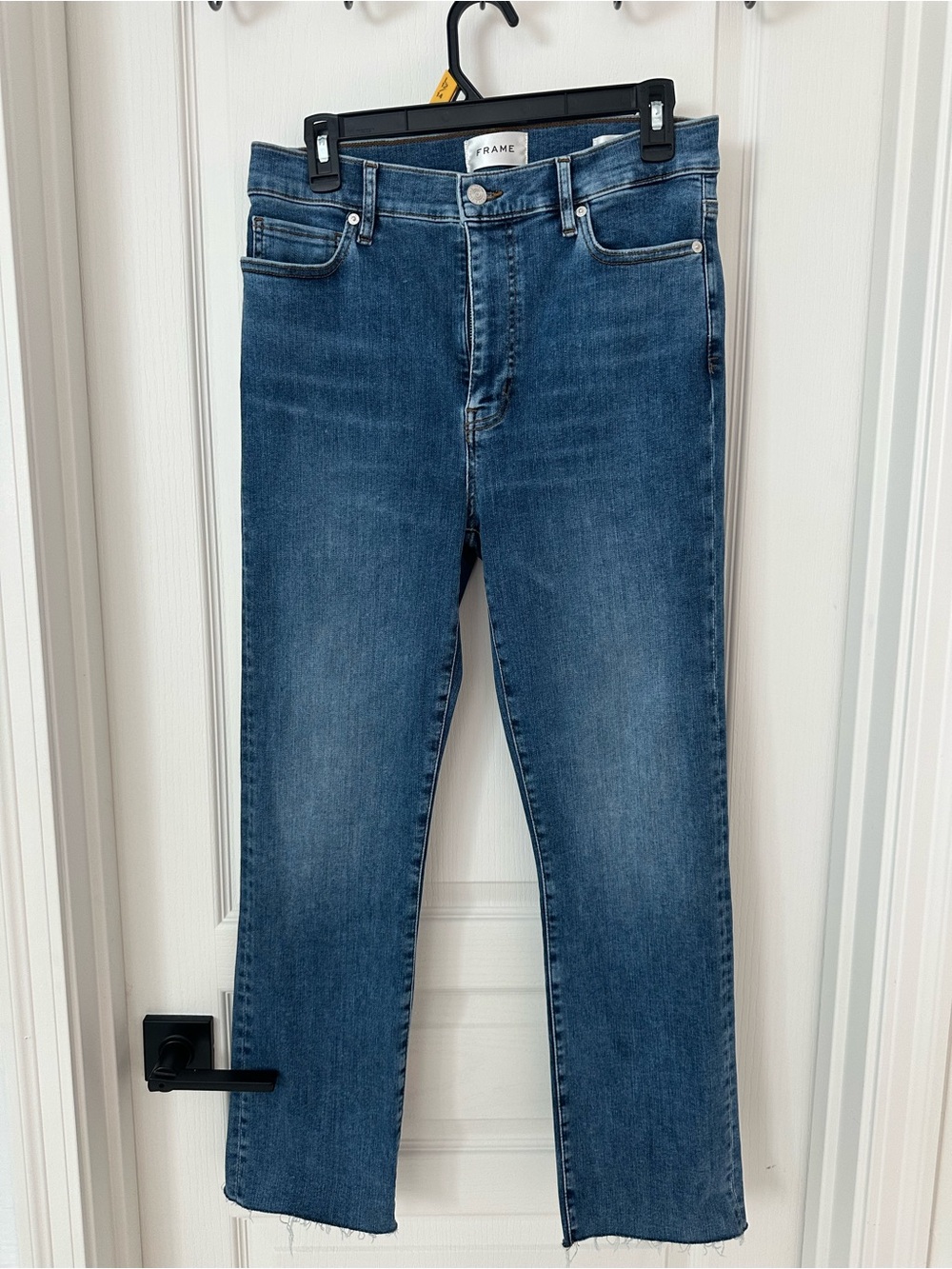 Frame Denim Women's Cropped Ankle Straight-Leg Jeans in Medium Blue